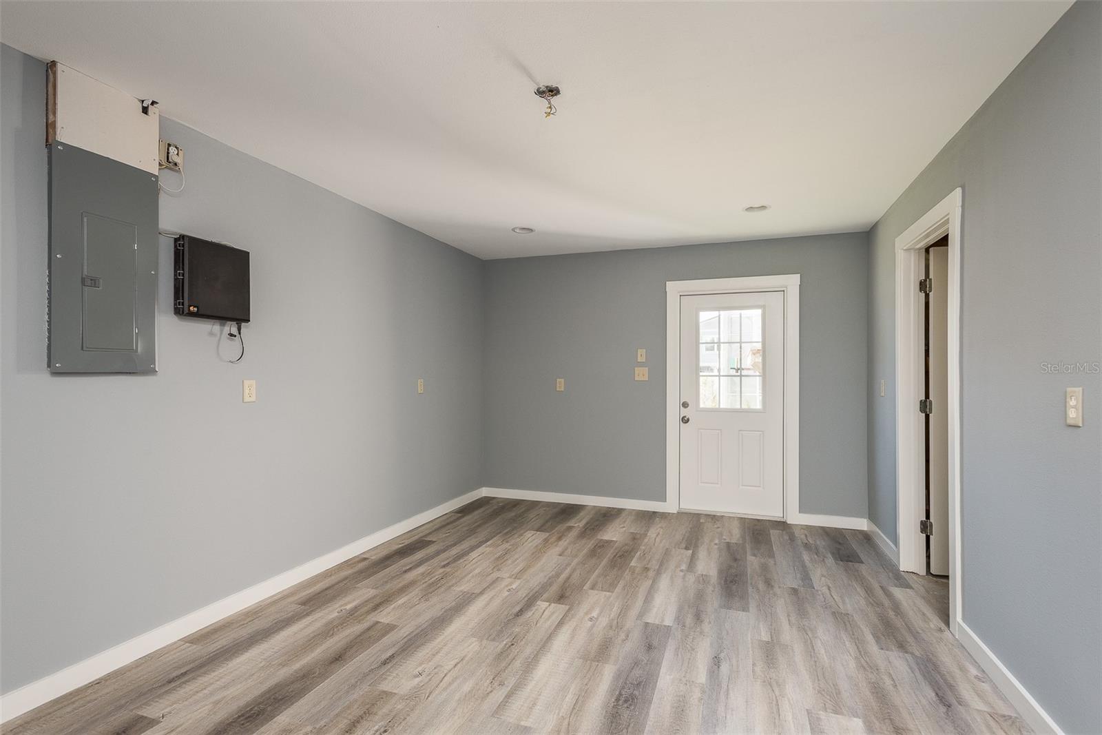 BAYWOOD VILLAGE SEC 5 - Residential