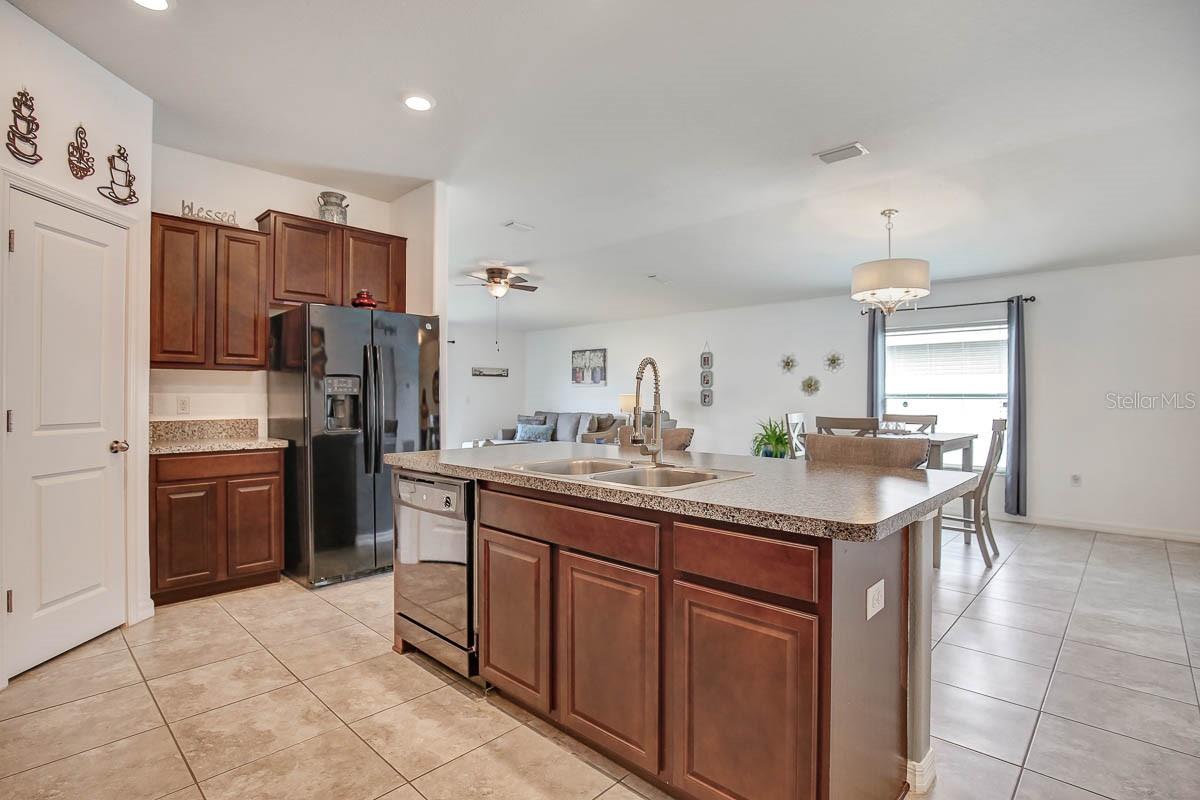 BULLFROG CREEK PRESERVE - Residential Lease