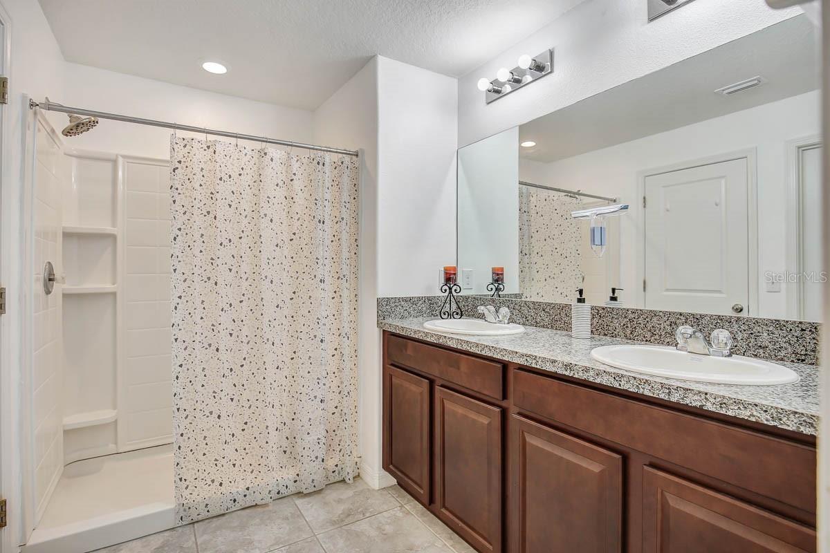 BULLFROG CREEK PRESERVE - Residential Lease