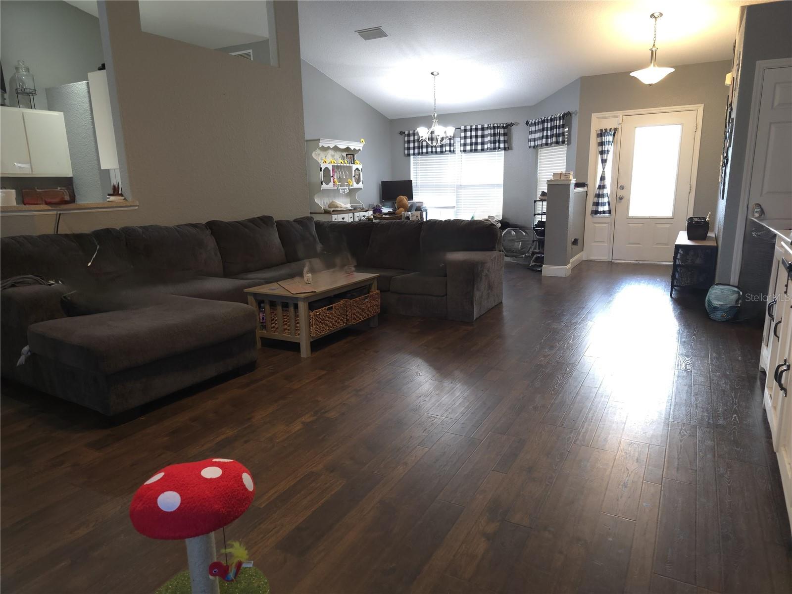 KINGSLAND COUNTRY ESTATES - Residential
