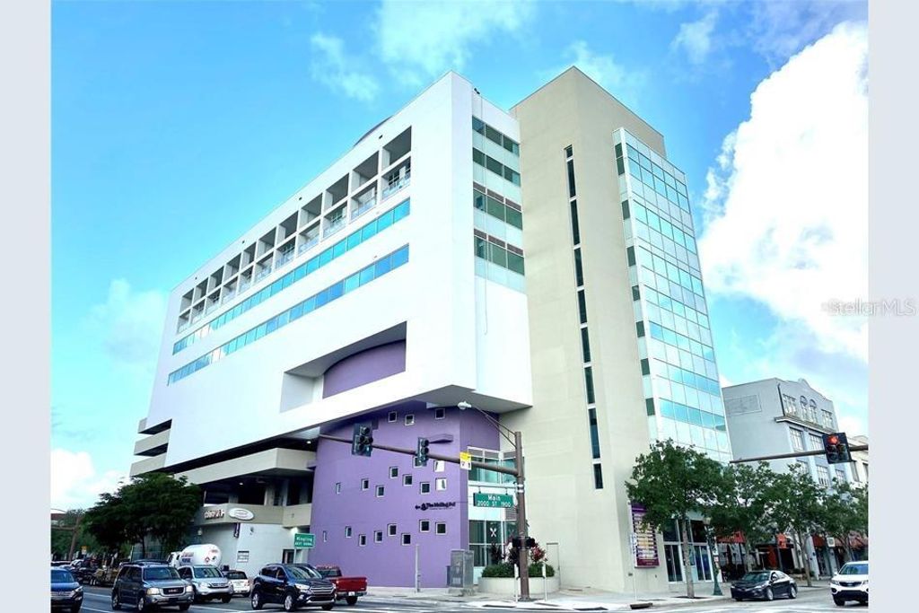 Photo of 1990 Main Street #10, Sarasota, FL 34236 (MLS # A4642836)