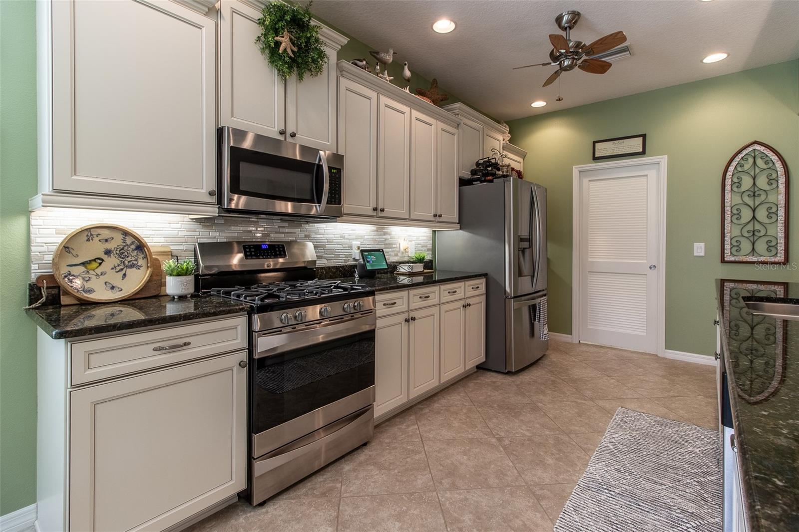 SUMMERGLEN PH 05 - Residential