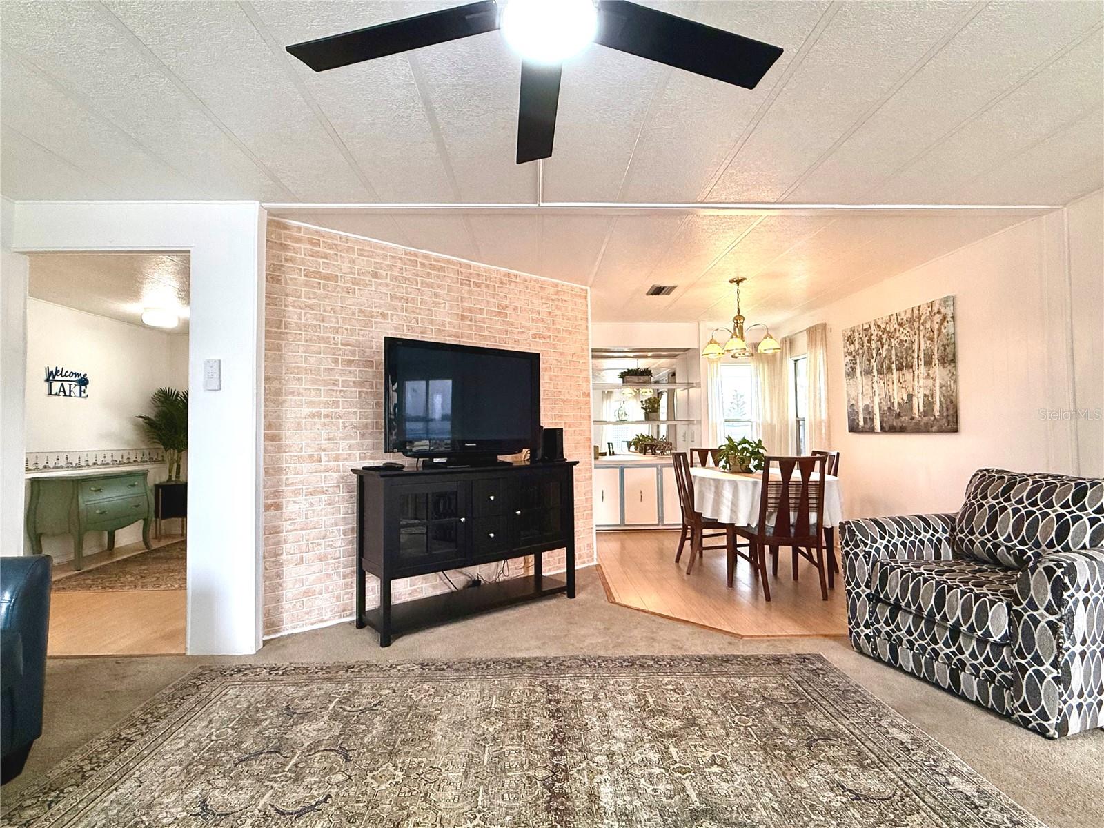 CLERMONT EMERALD LAKES CO-OP LT 01 - Residential