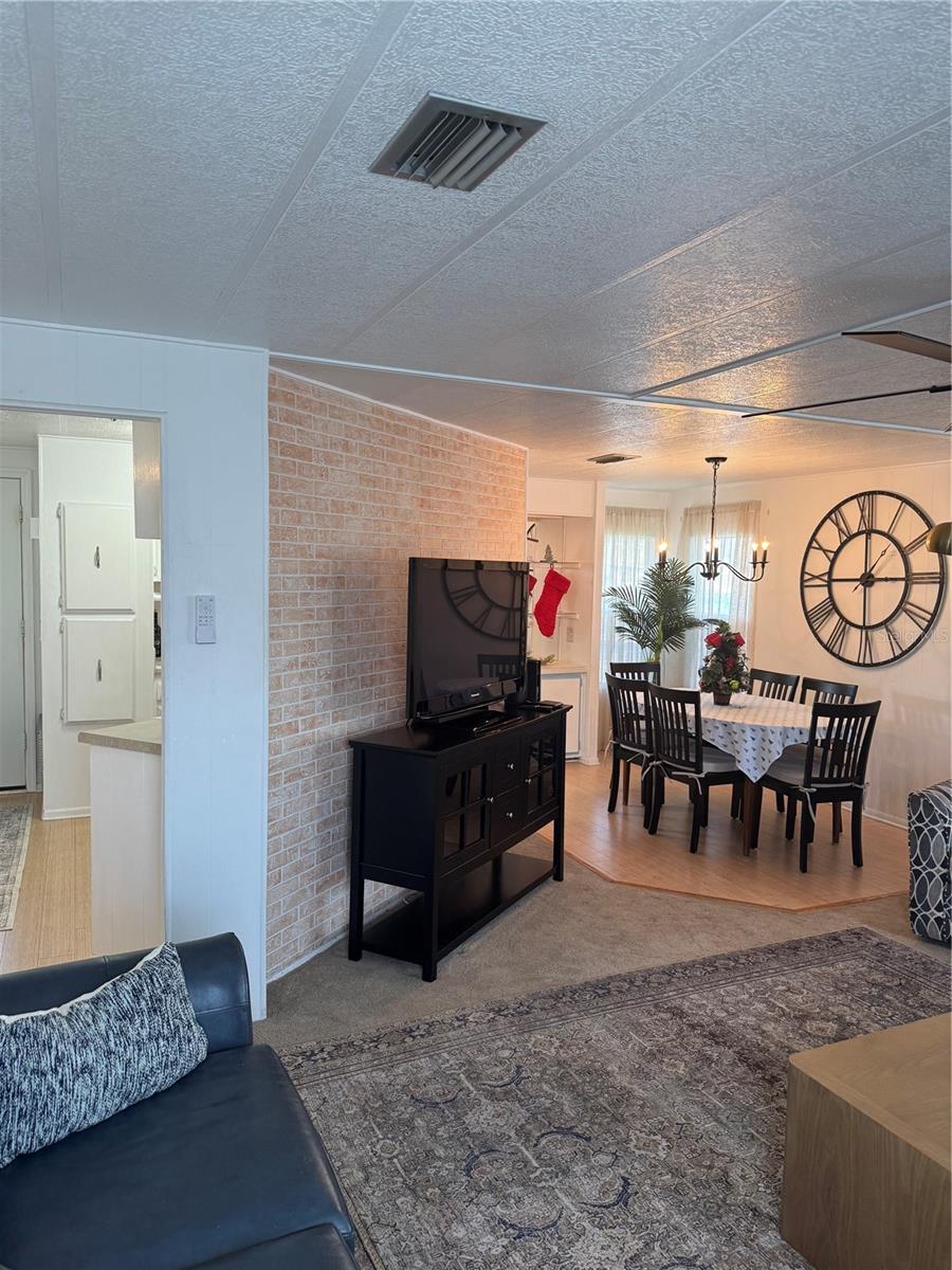 CLERMONT EMERALD LAKES CO-OP LT 01 - Residential