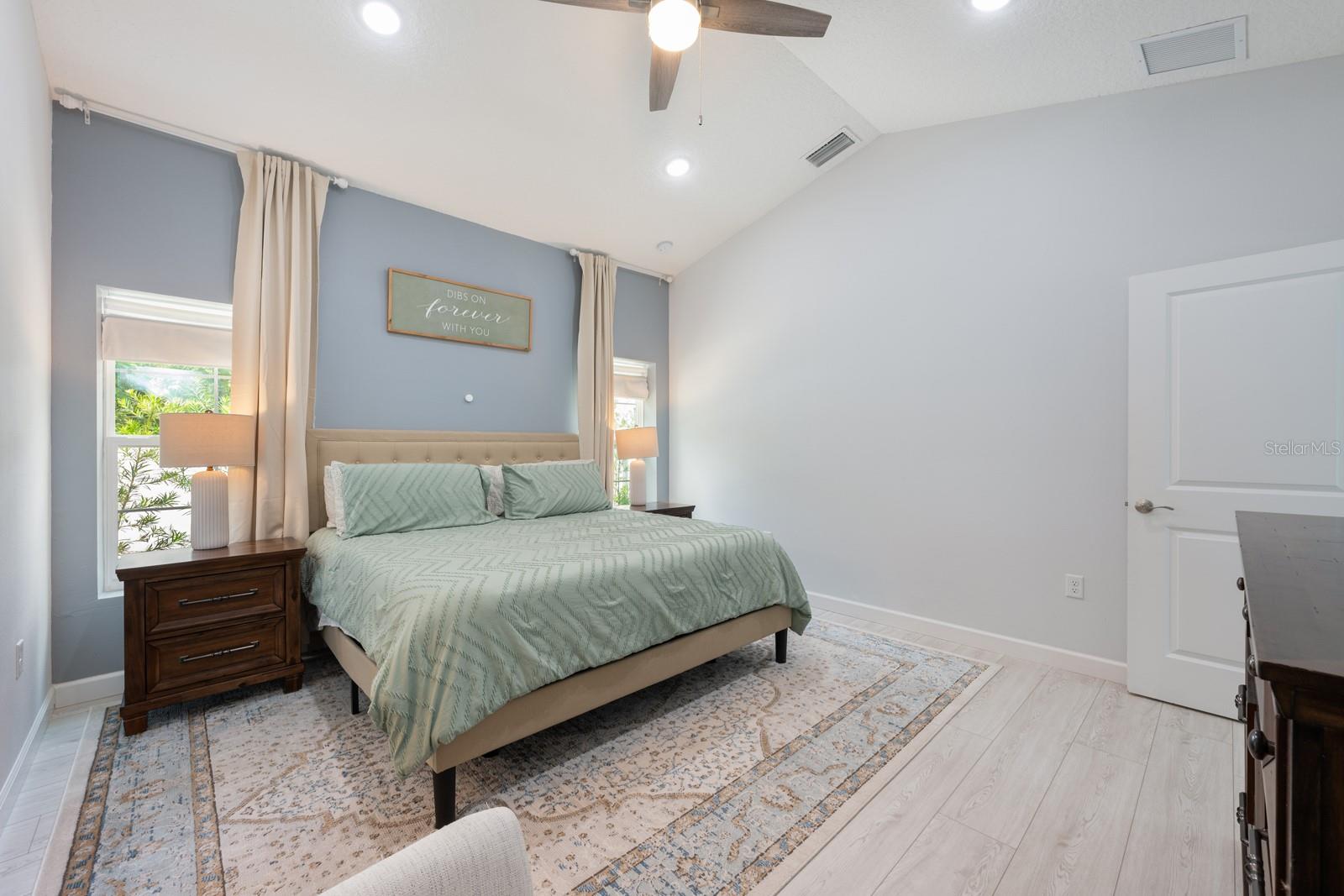 LAKE HELEN - Residential