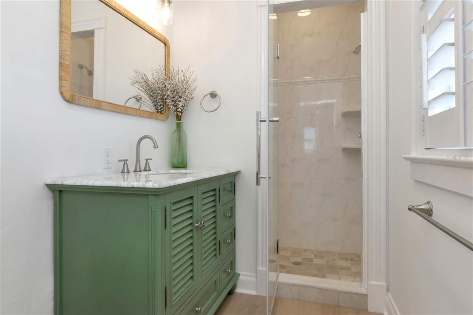 BOCA CIEGA ISLE - Residential