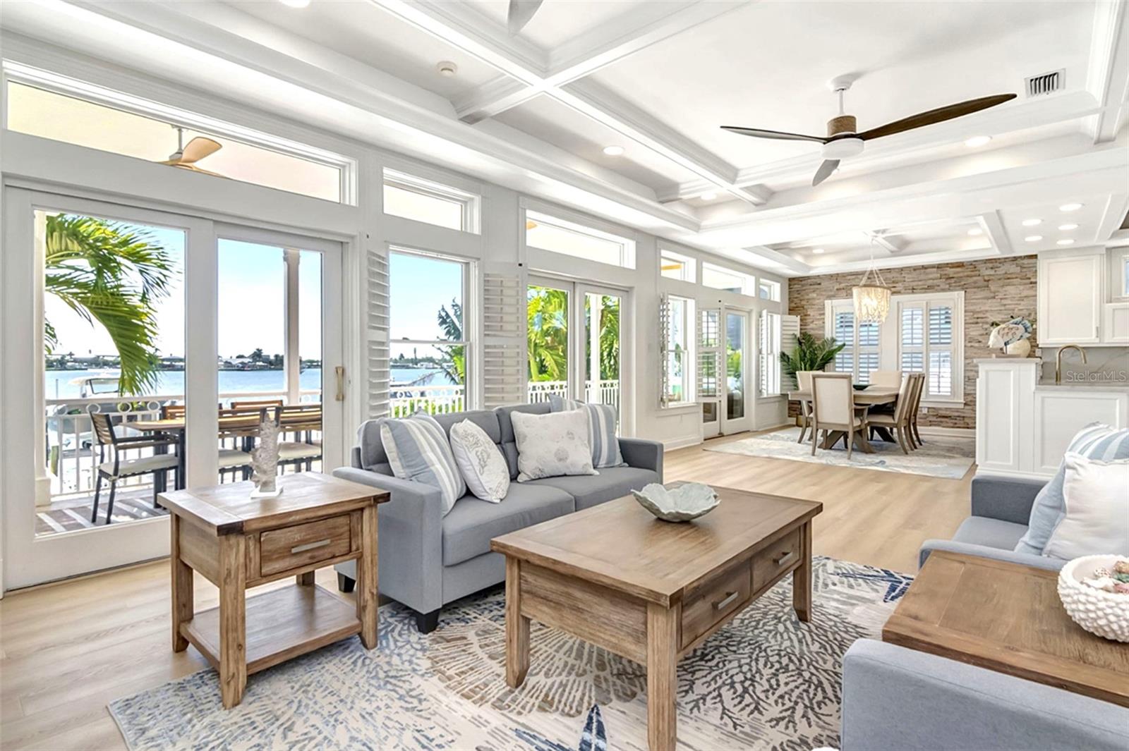 BOCA CIEGA ISLE - Residential