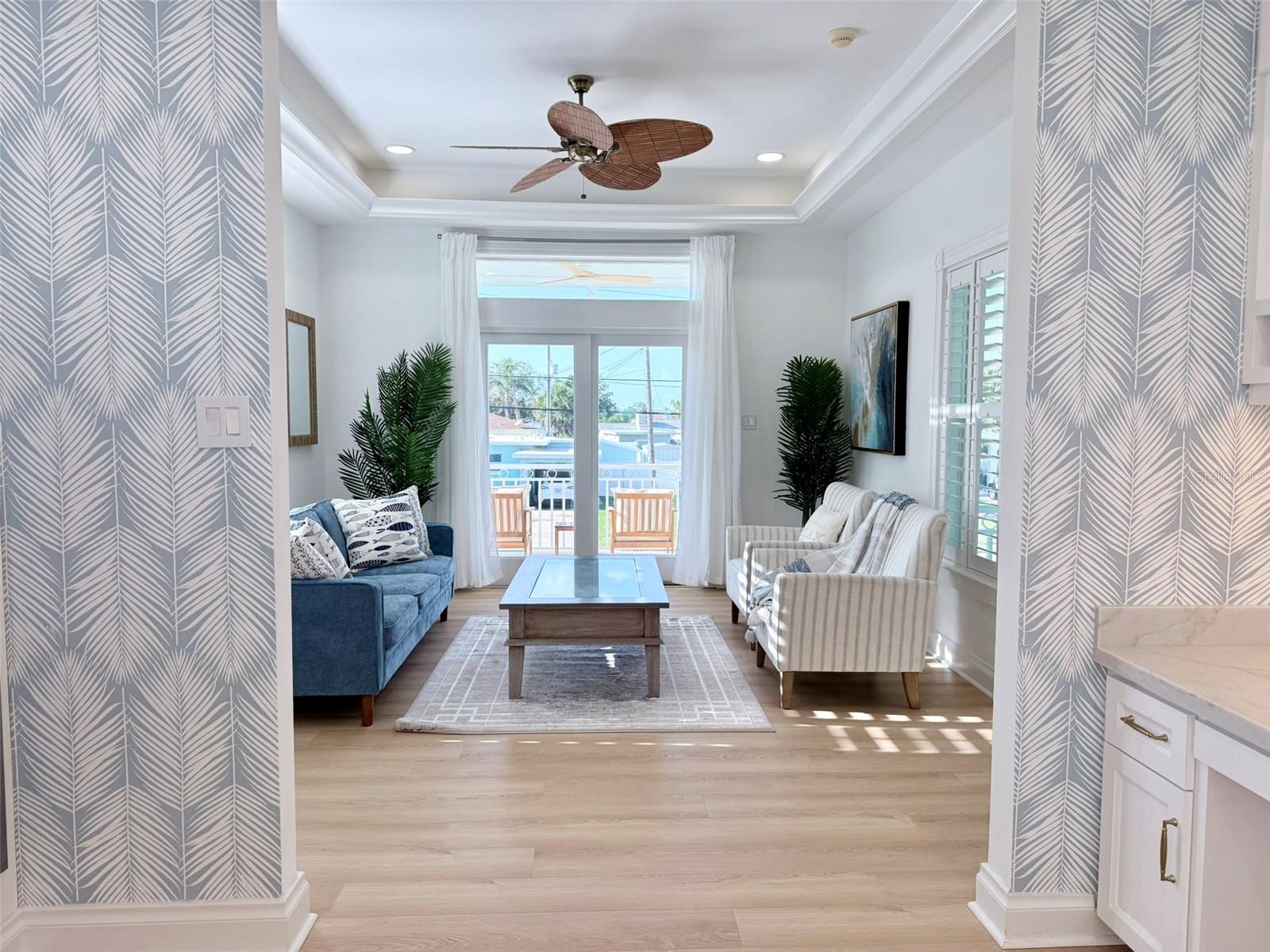 BOCA CIEGA ISLE - Residential