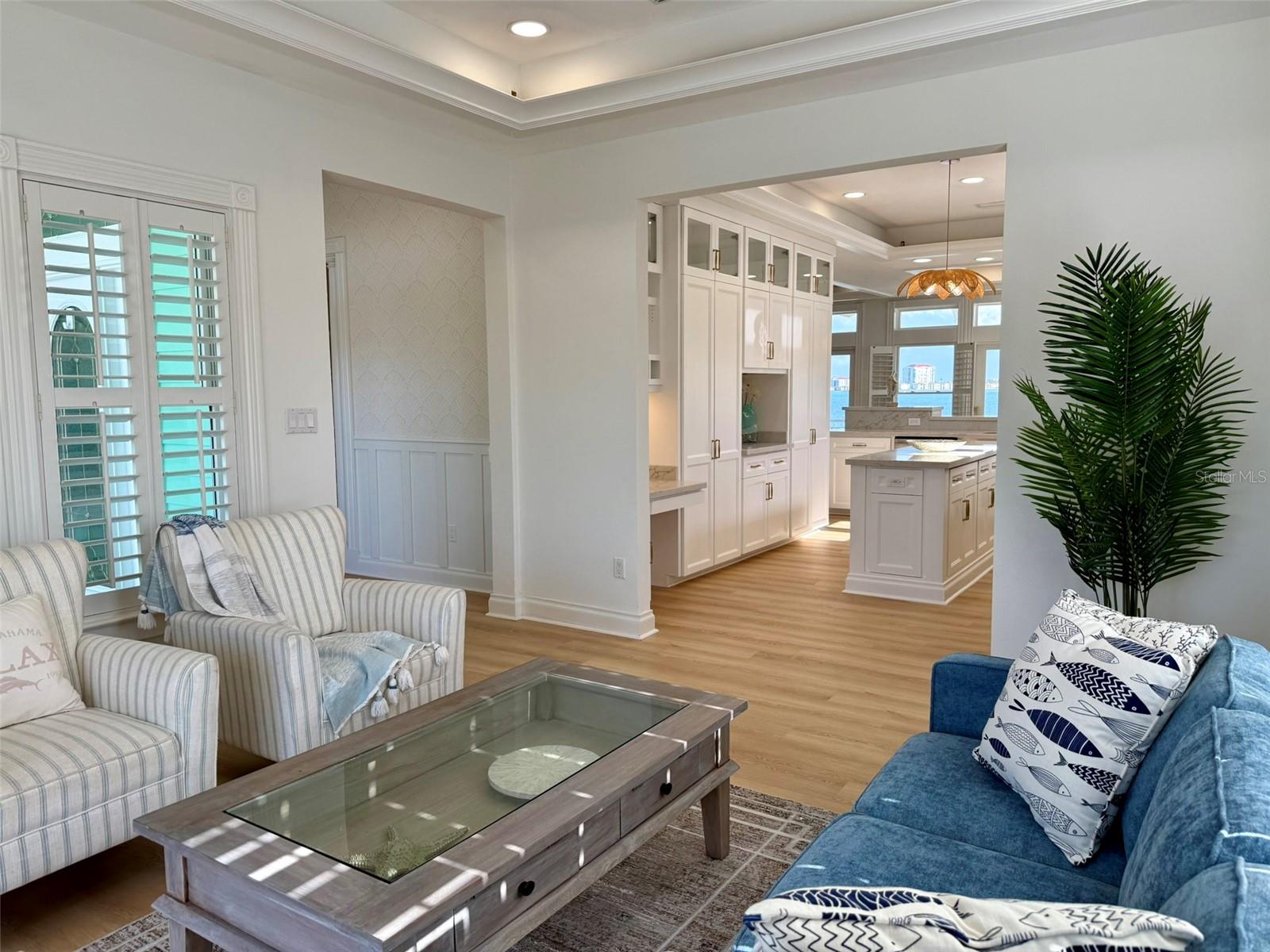 BOCA CIEGA ISLE - Residential