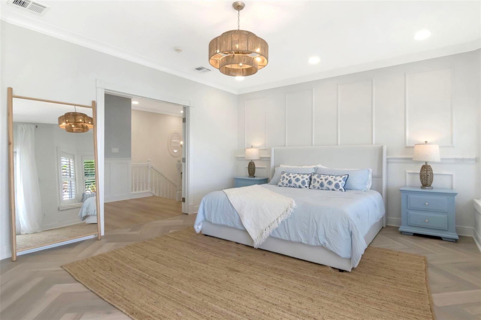 BOCA CIEGA ISLE - Residential