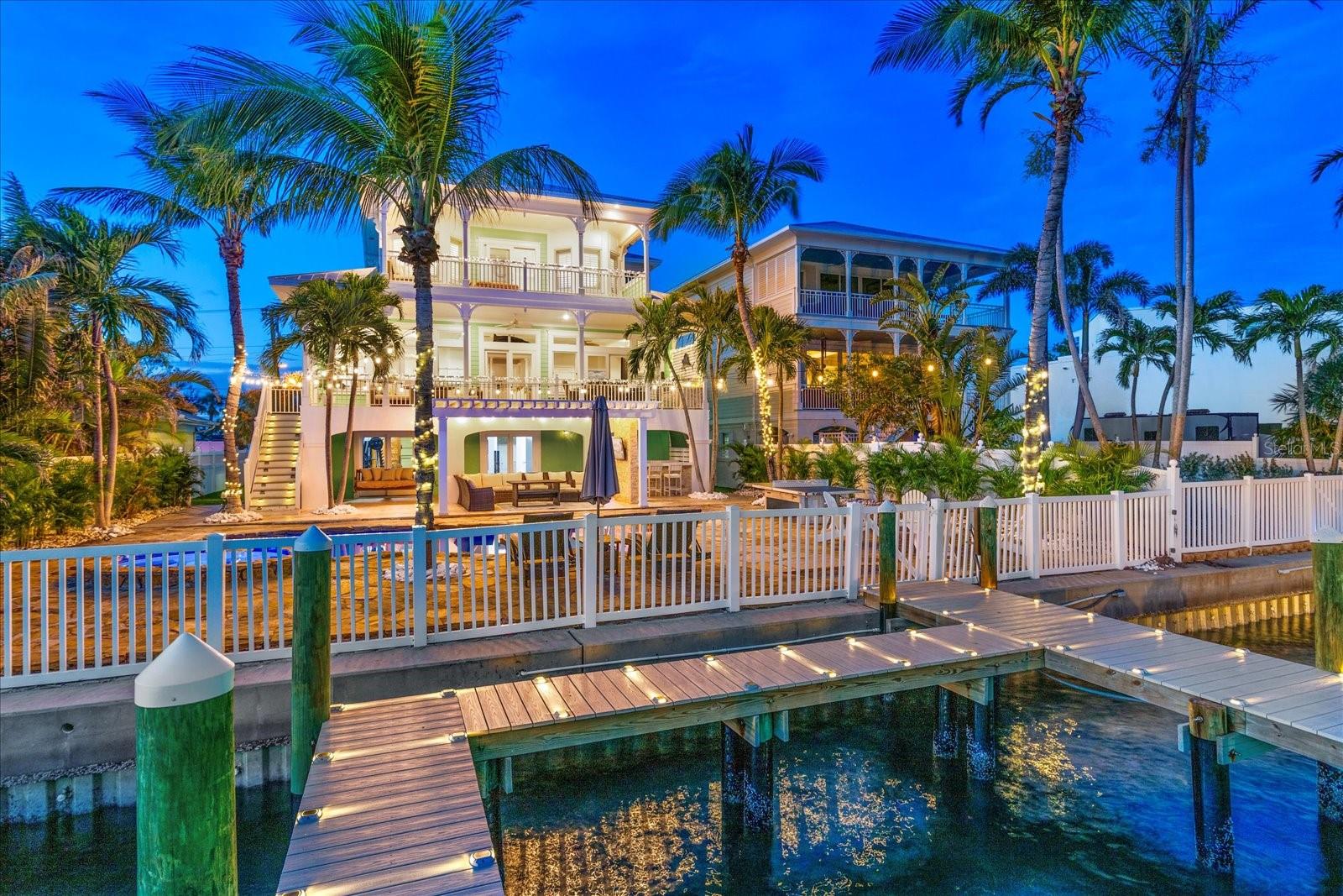 BOCA CIEGA ISLE - Residential