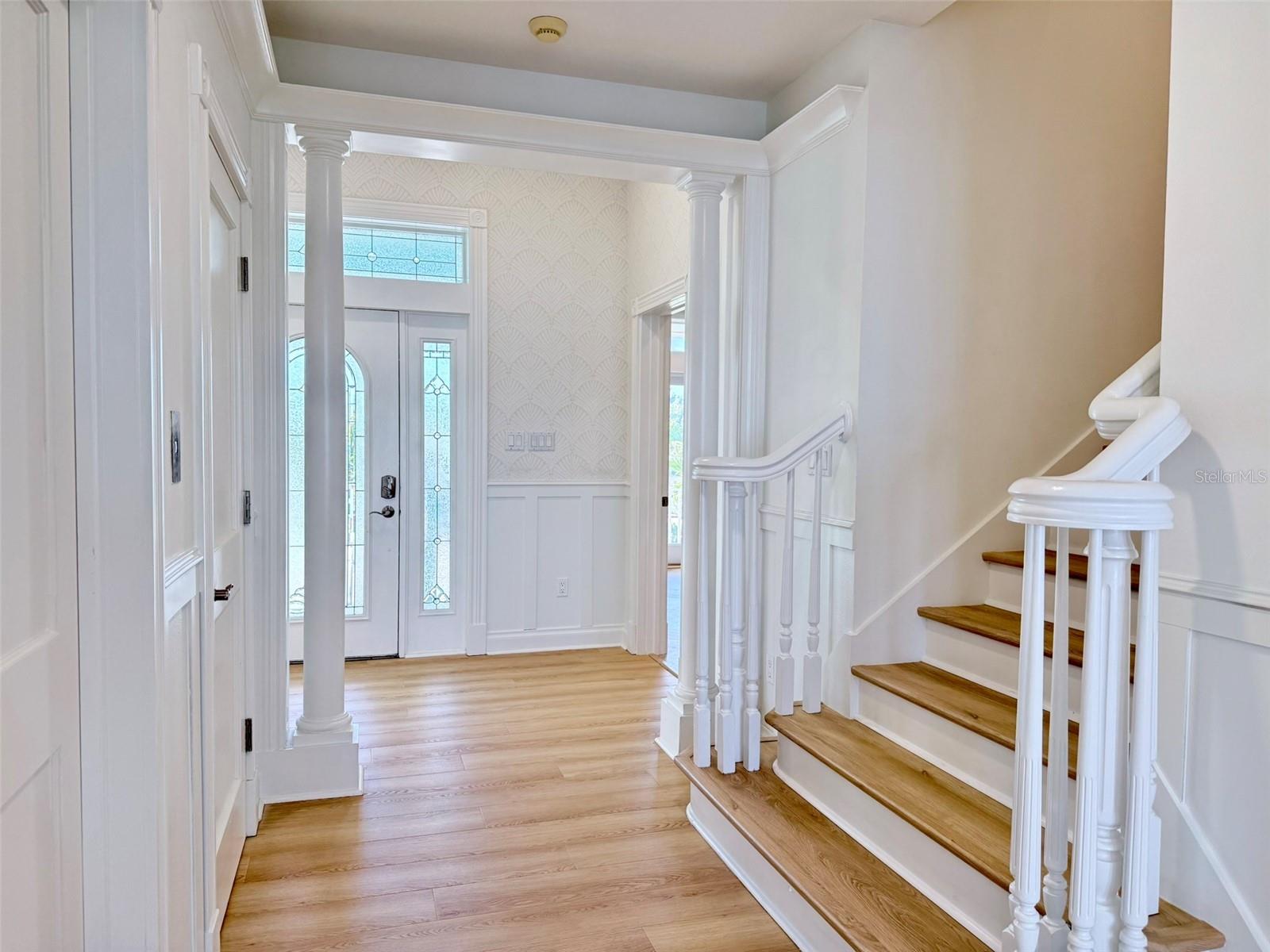 BOCA CIEGA ISLE - Residential