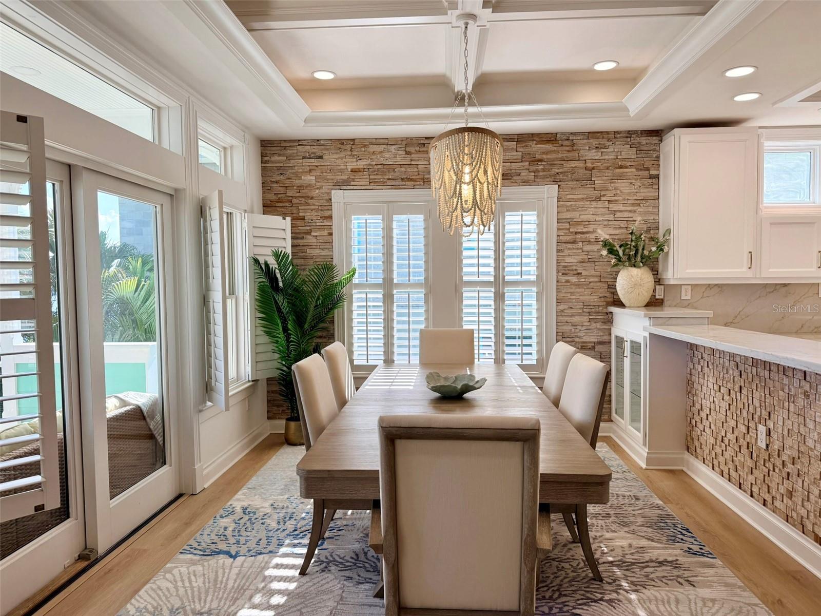 BOCA CIEGA ISLE - Residential