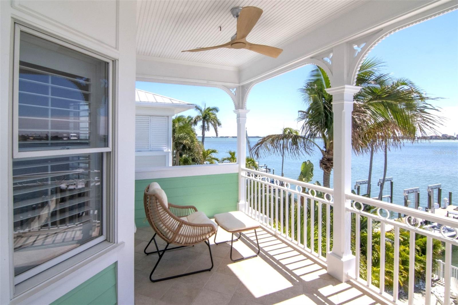 BOCA CIEGA ISLE - Residential