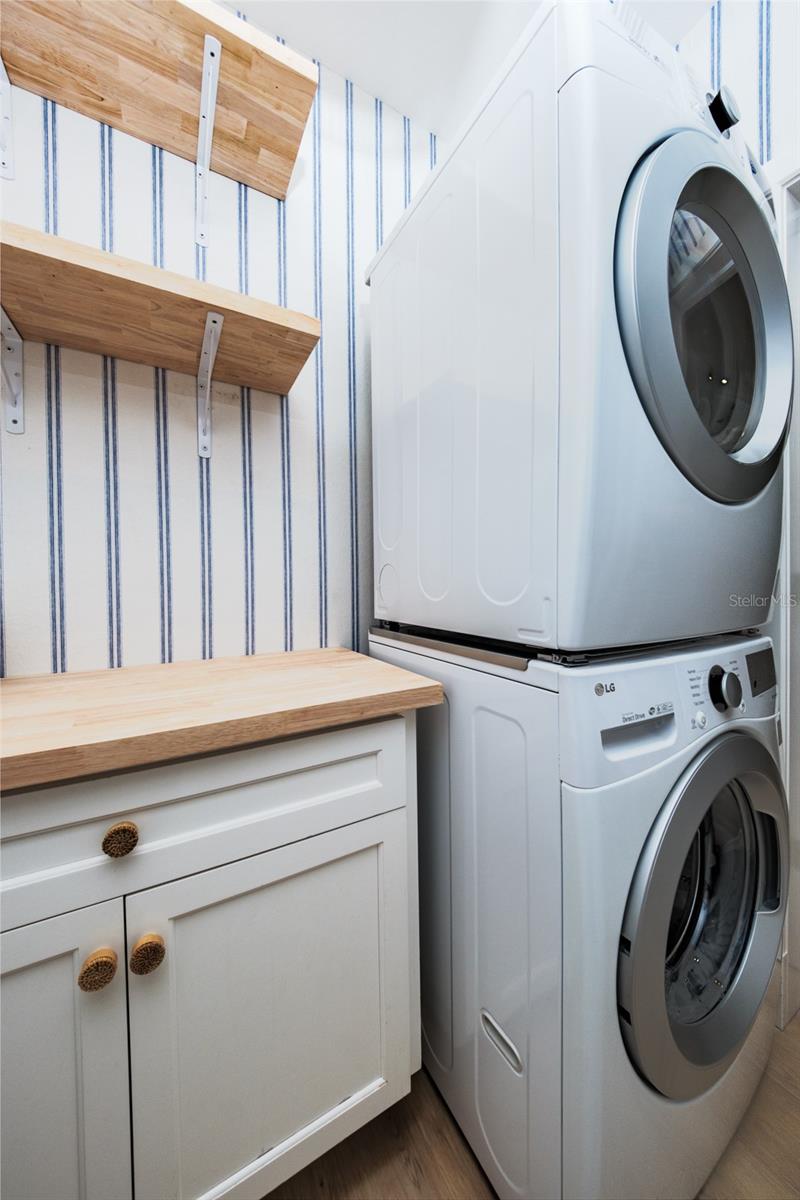 BOCA CIEGA ISLE - Residential