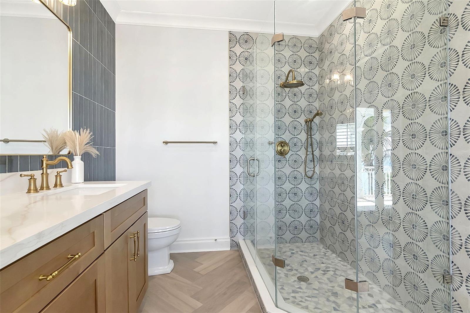 BOCA CIEGA ISLE - Residential