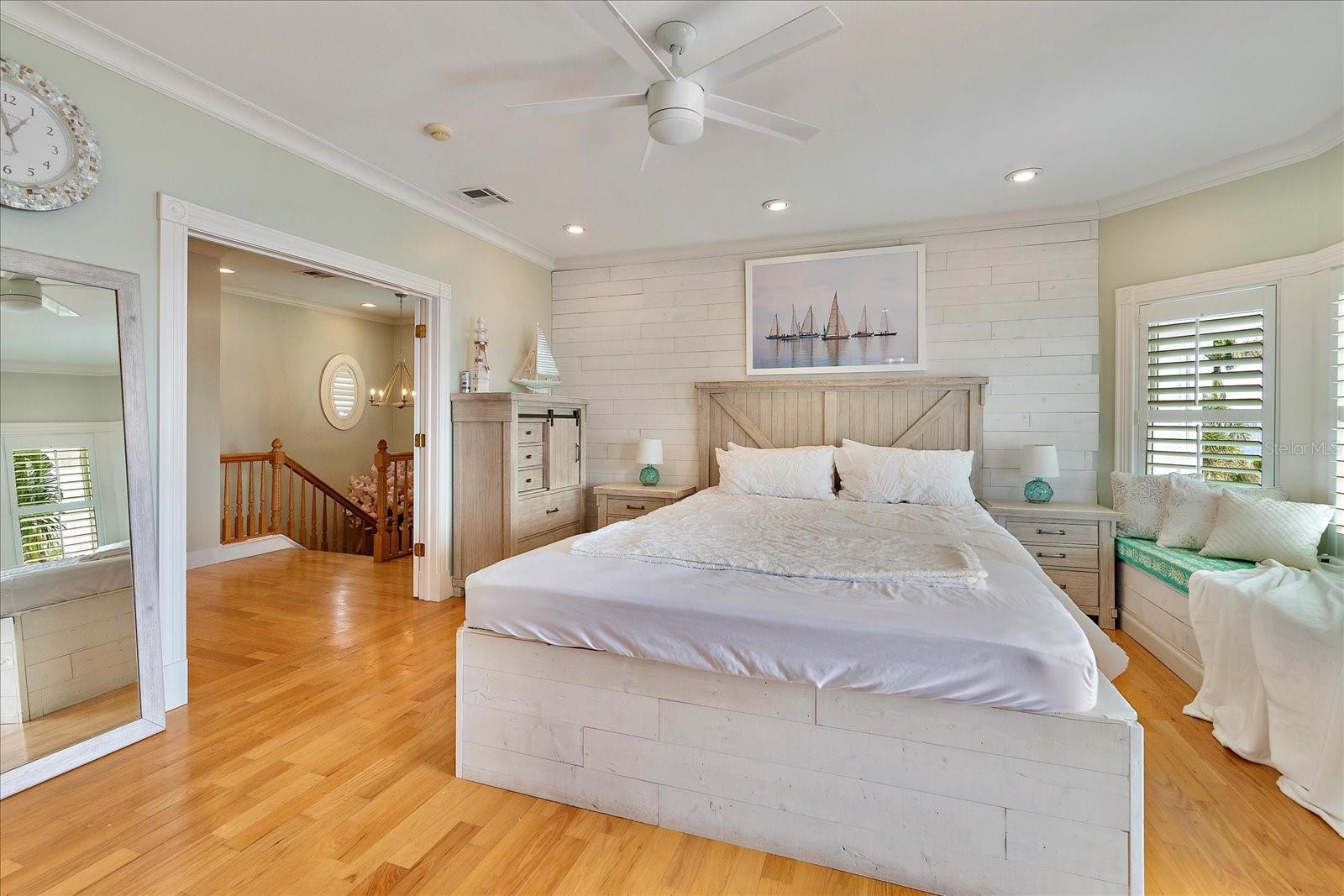 BOCA CIEGA ISLE - Residential