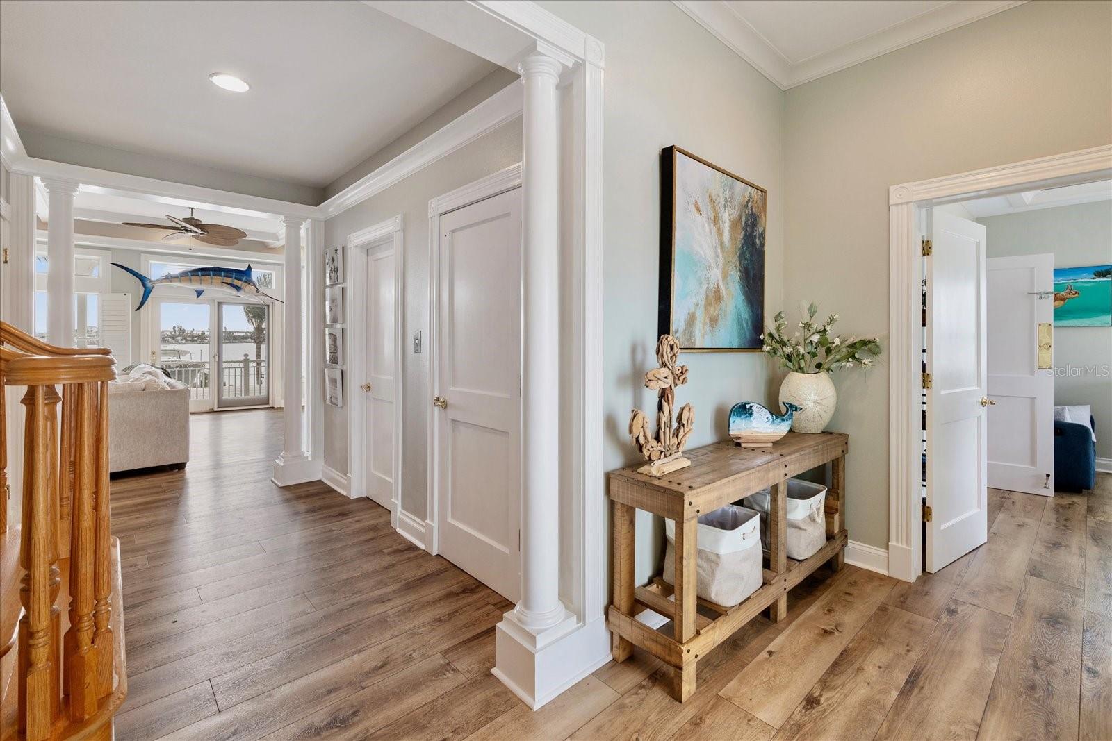 BOCA CIEGA ISLE - Residential