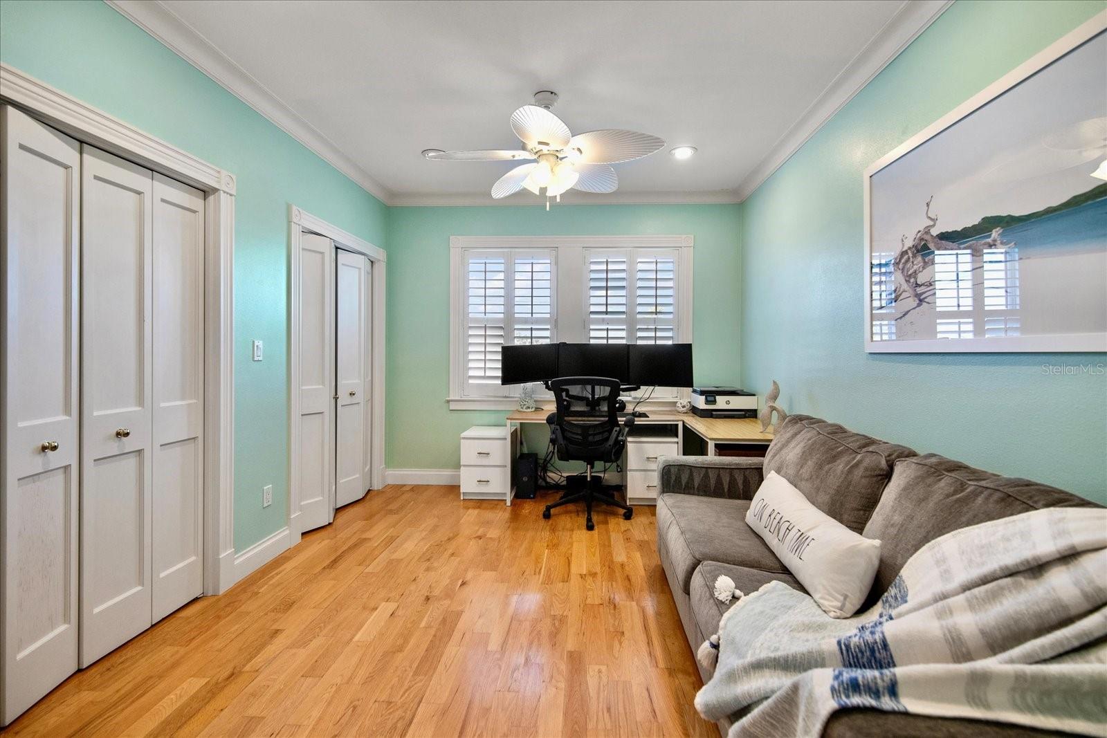 BOCA CIEGA ISLE - Residential