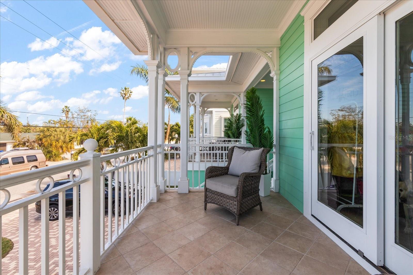 BOCA CIEGA ISLE - Residential