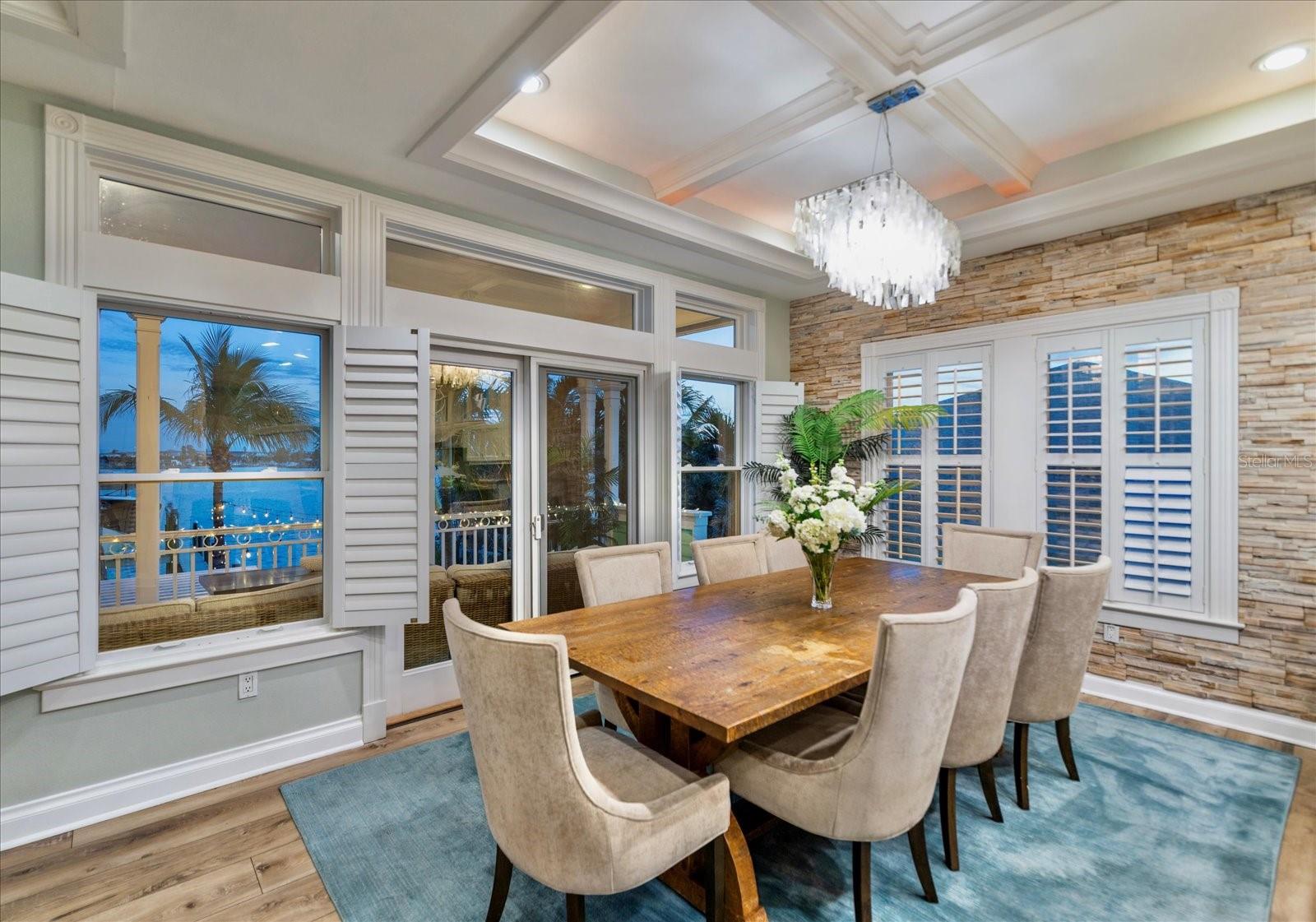 BOCA CIEGA ISLE - Residential