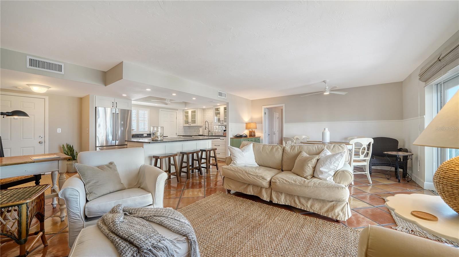 800 BENJAMIN FRANKLIN DRIVE 406