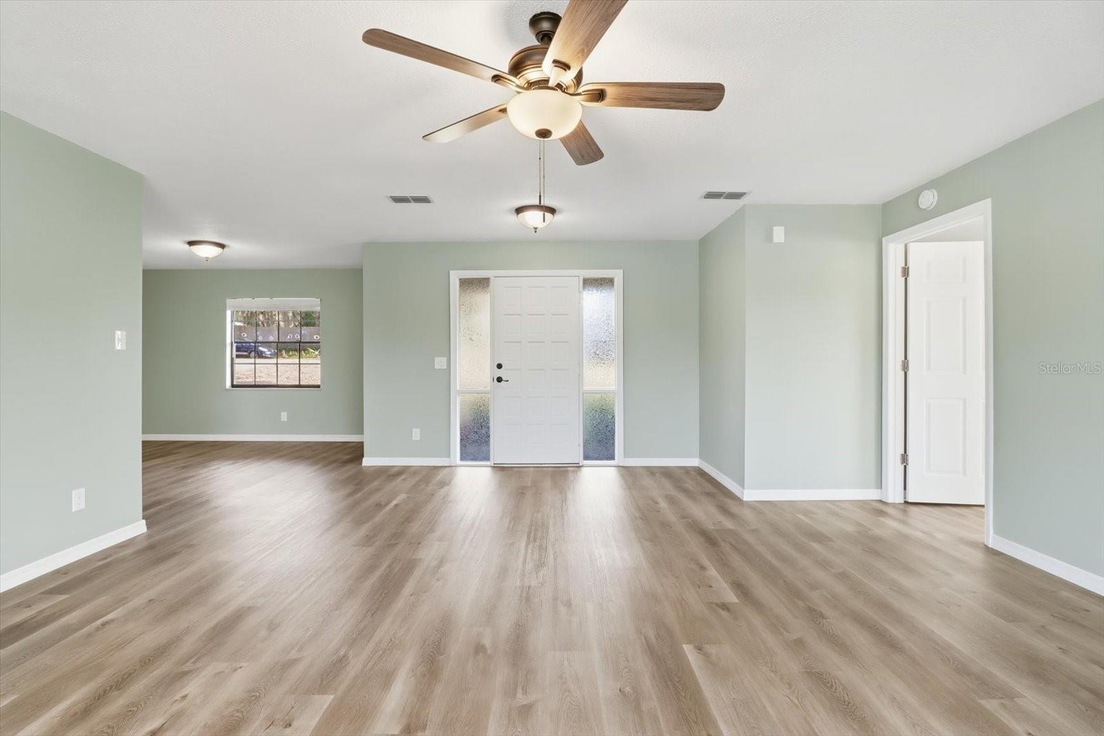 EAST COVE UNIT 03 UNREC - Residential