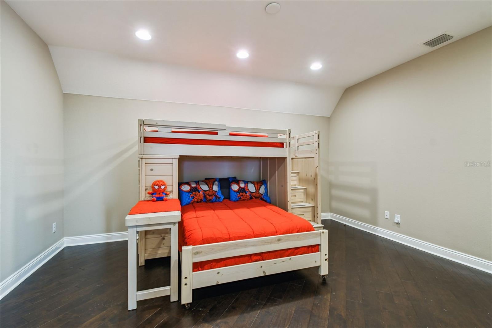 BRIGHTWATER BEACH ESTATES - Residential