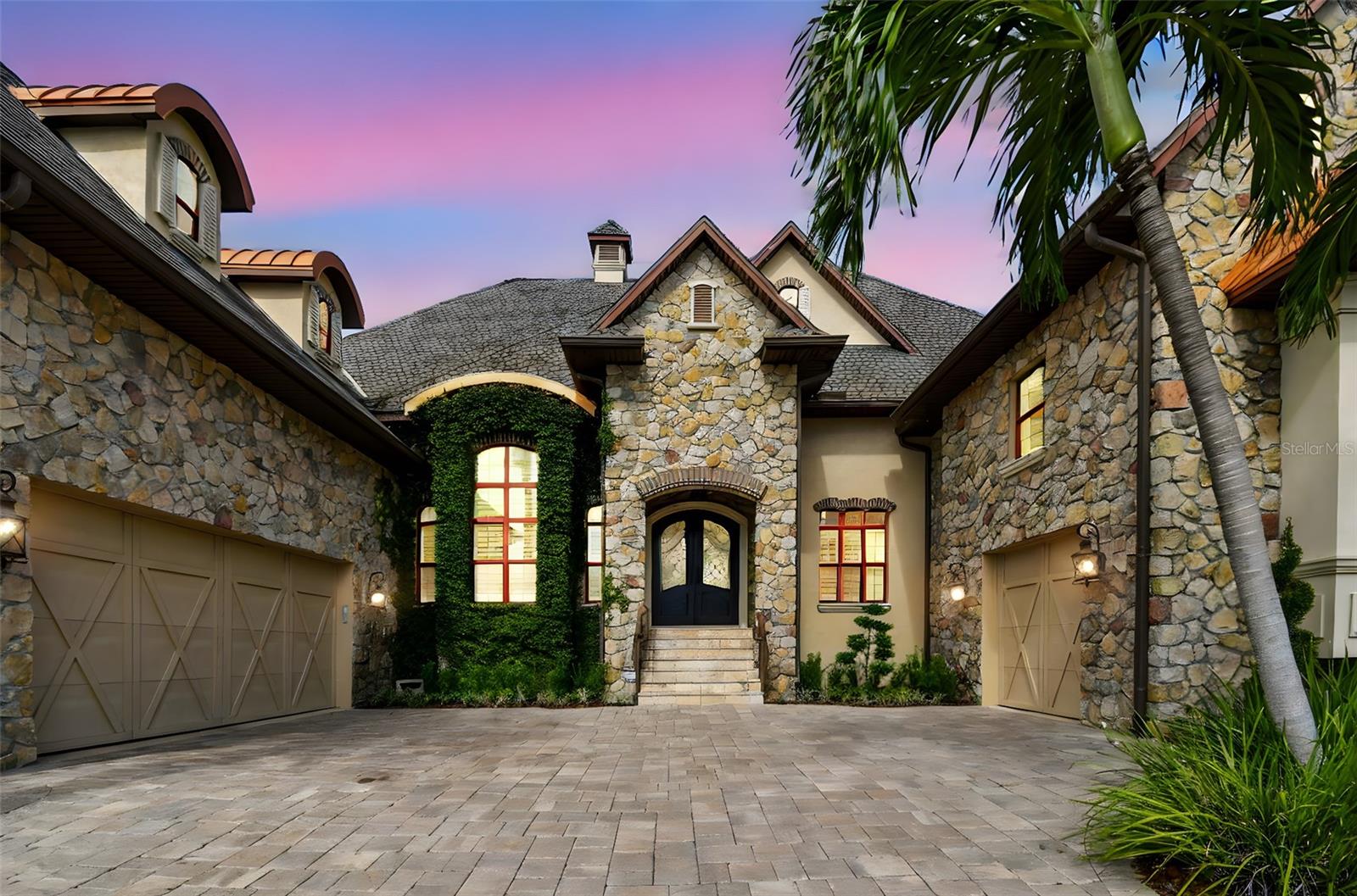 5405 LEILANI DRIVE