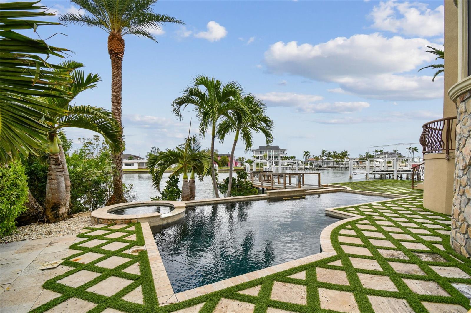 BRIGHTWATER BEACH ESTATES - Residential