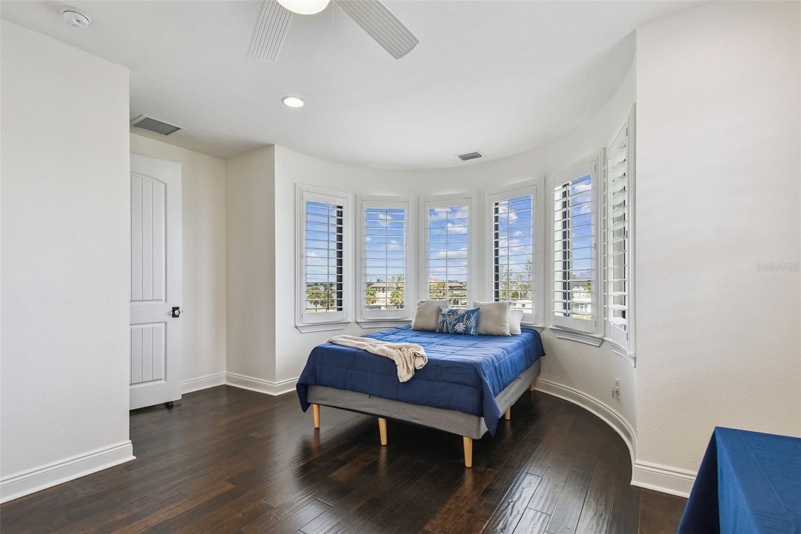 BRIGHTWATER BEACH ESTATES - Residential