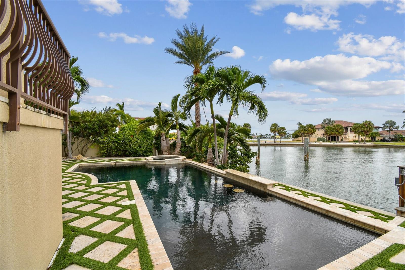 BRIGHTWATER BEACH ESTATES - Residential