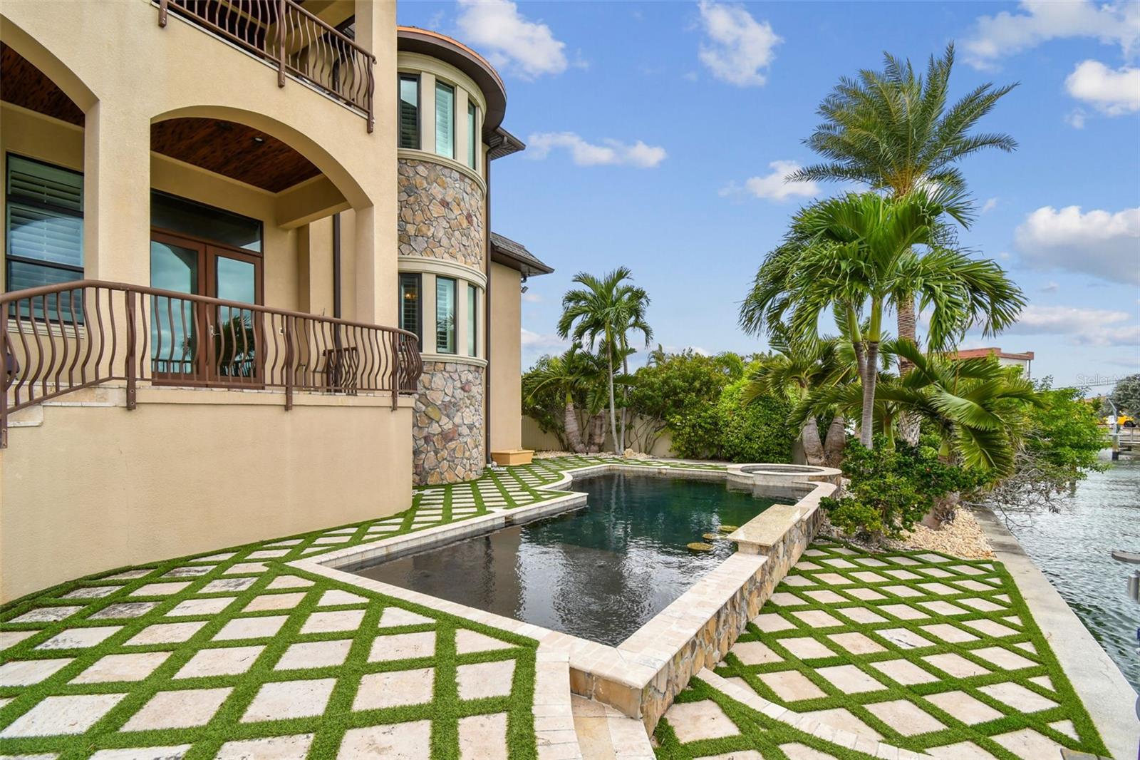 BRIGHTWATER BEACH ESTATES - Residential