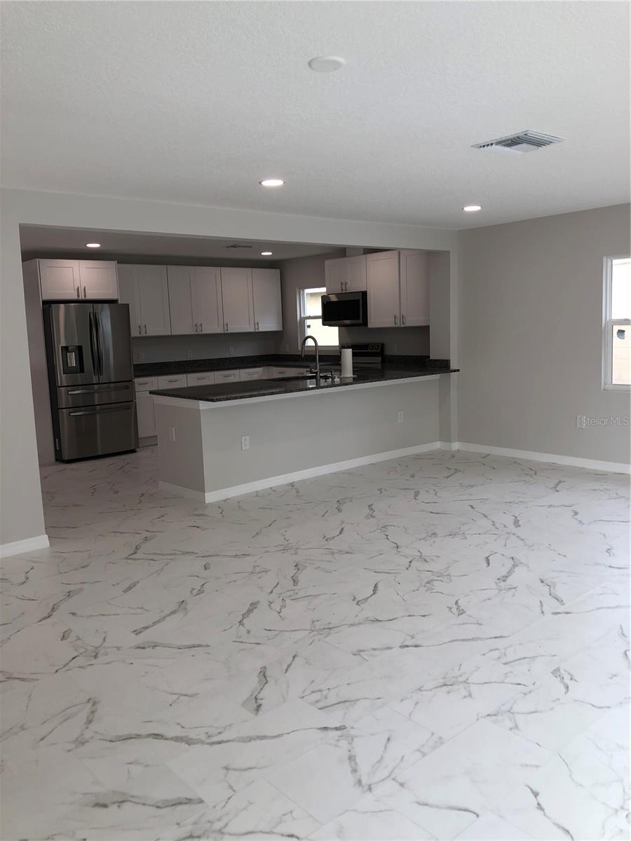 EASTWOOD - Residential Lease