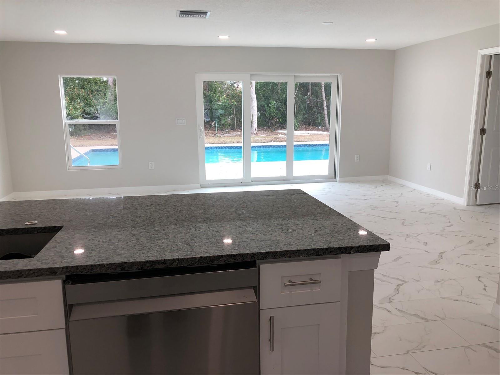 EASTWOOD - Residential Lease