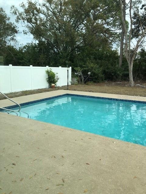 EASTWOOD - Residential Lease