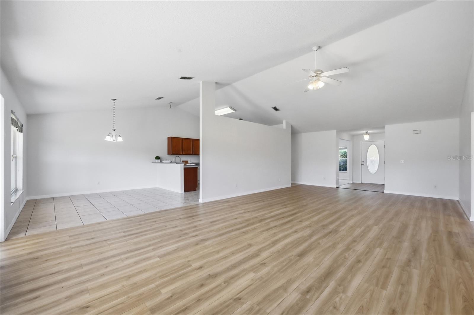 VILLAGE/BLACK BEAR UN #1 - Residential