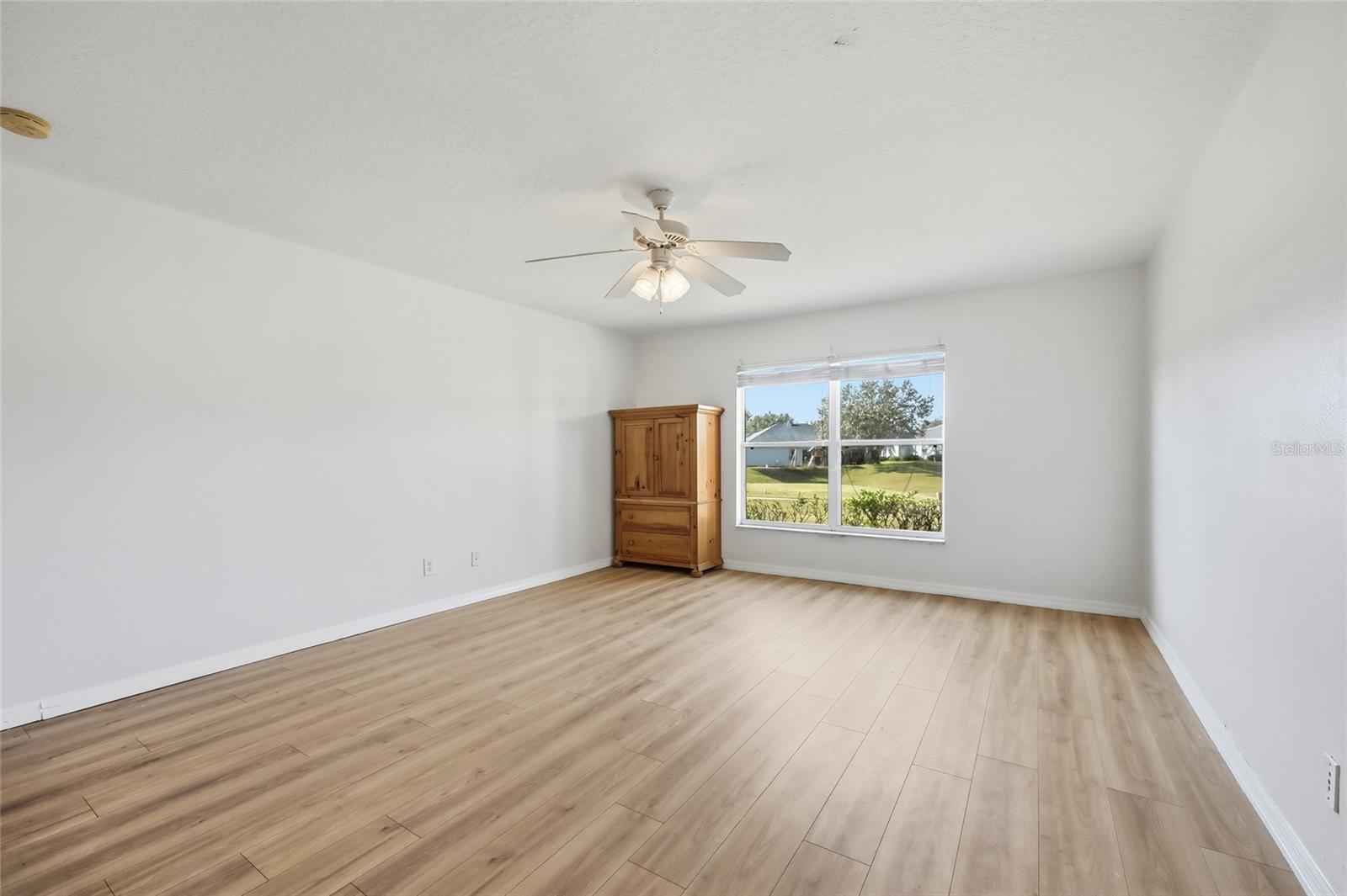 VILLAGE/BLACK BEAR UN #1 - Residential