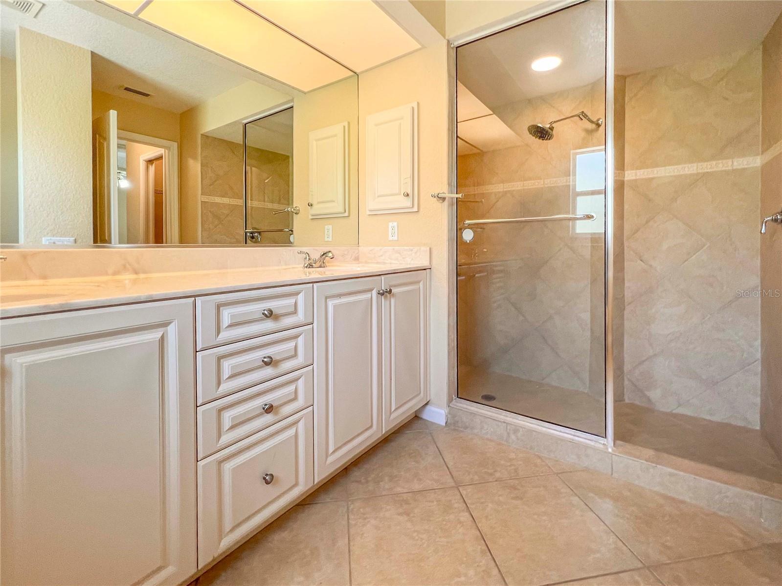 PORT CHARLOTTE SUB 25 - Residential Lease