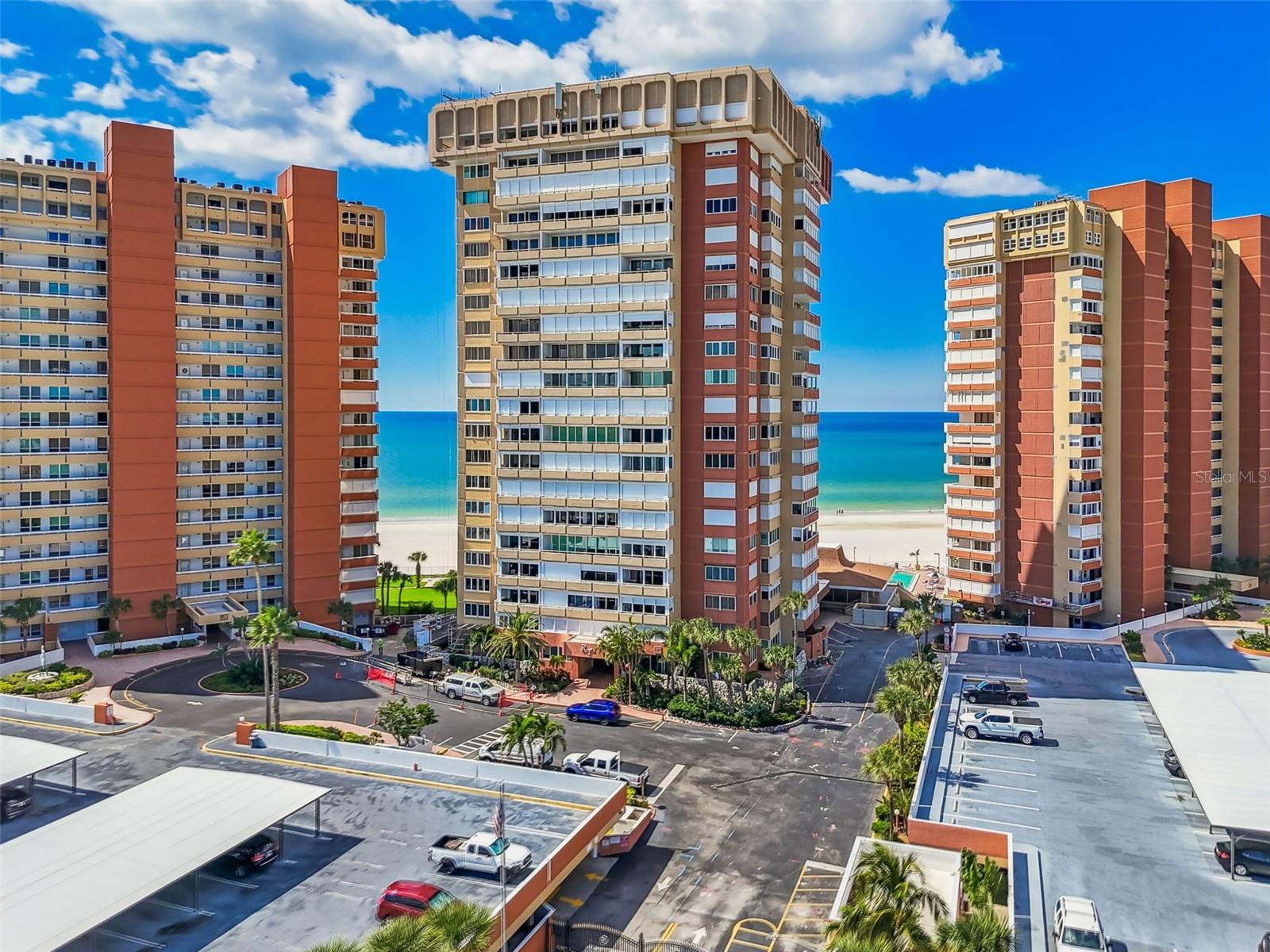 REDINGTON TOWERS BLDG 2 CONDO - Residential