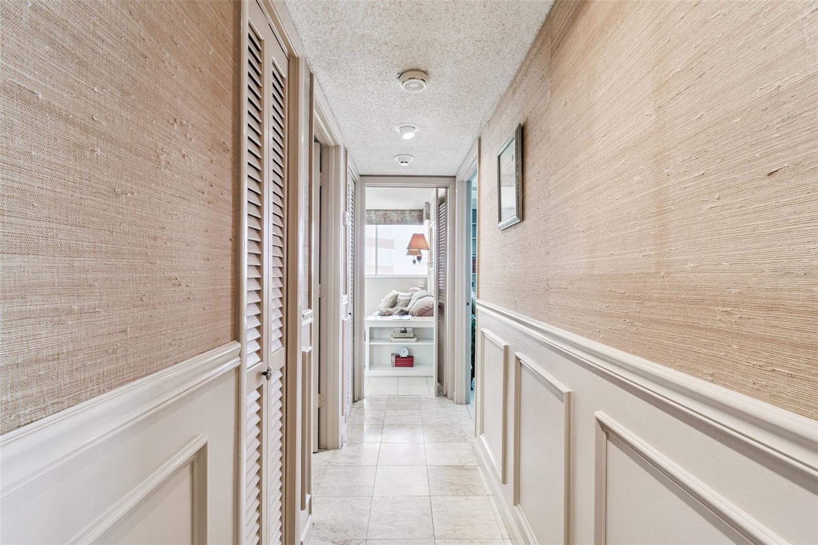 REDINGTON TOWERS BLDG 2 CONDO - Residential