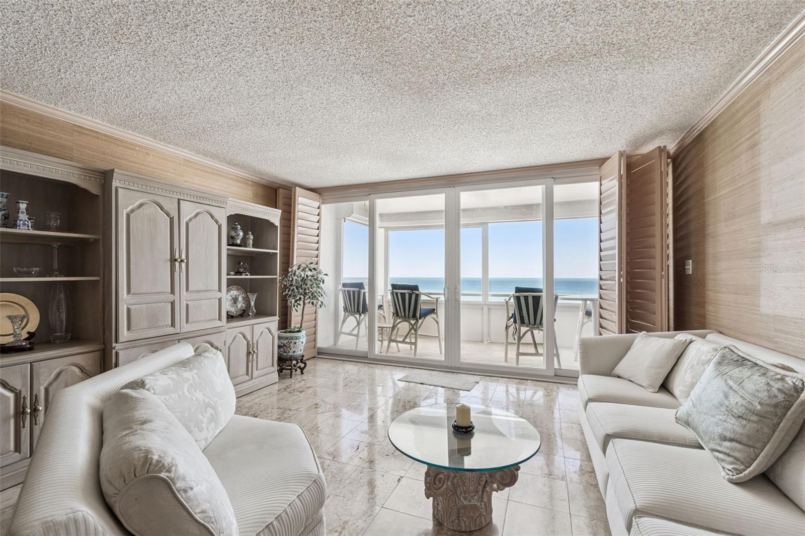 REDINGTON TOWERS BLDG 2 CONDO - Residential