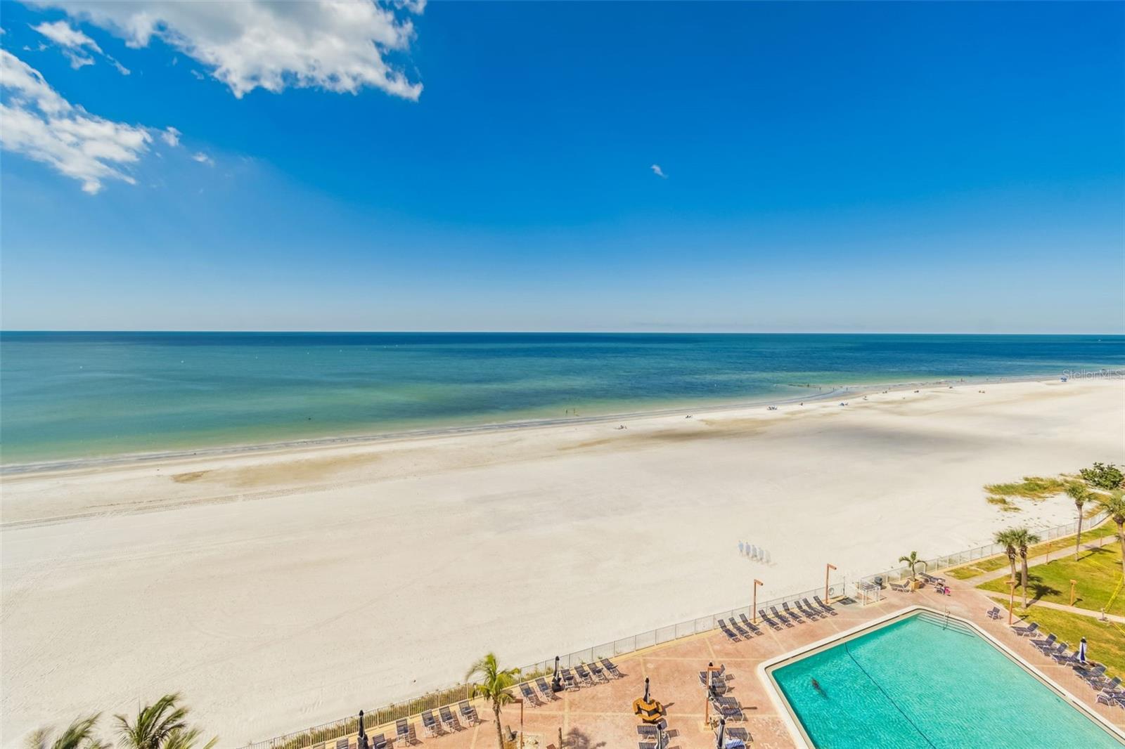 REDINGTON TOWERS BLDG 2 CONDO - Residential