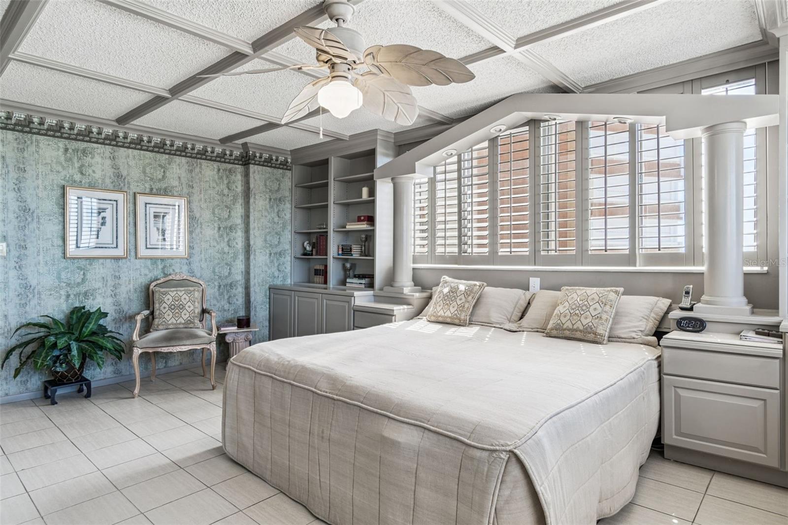 REDINGTON TOWERS BLDG 2 CONDO - Residential