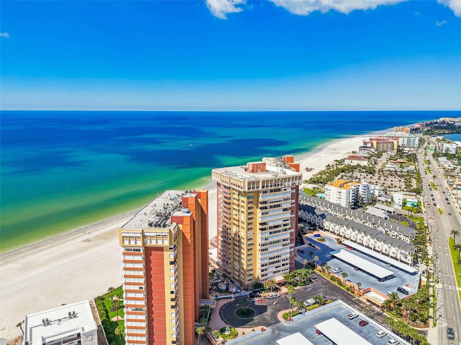 REDINGTON TOWERS BLDG 2 CONDO - Residential