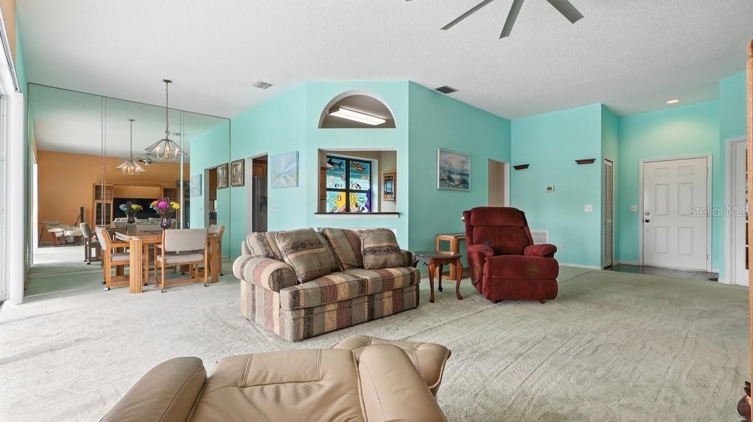 5208 DEER CREEK DRIVE