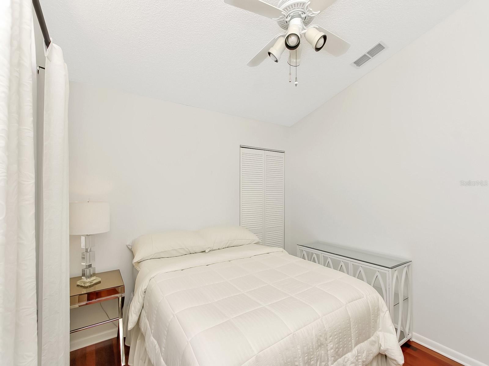 SUNCREST VILLAS PH 01 - Residential