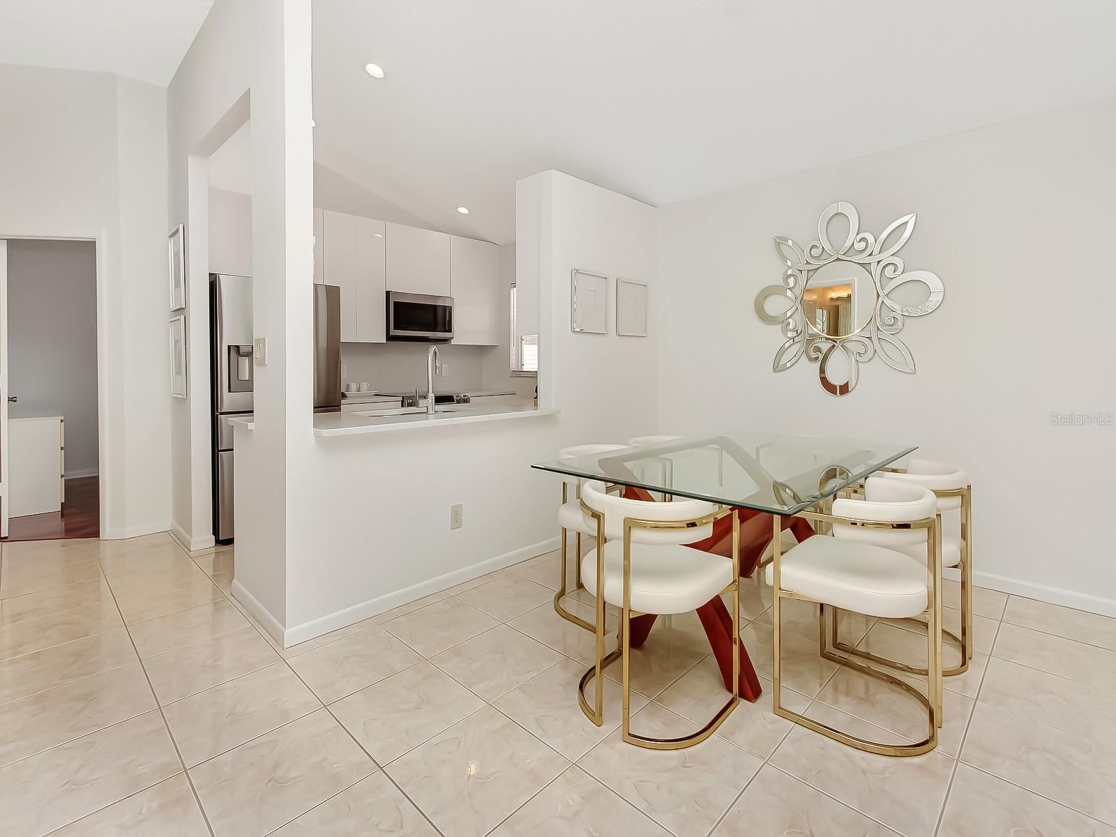 SUNCREST VILLAS PH 01 - Residential