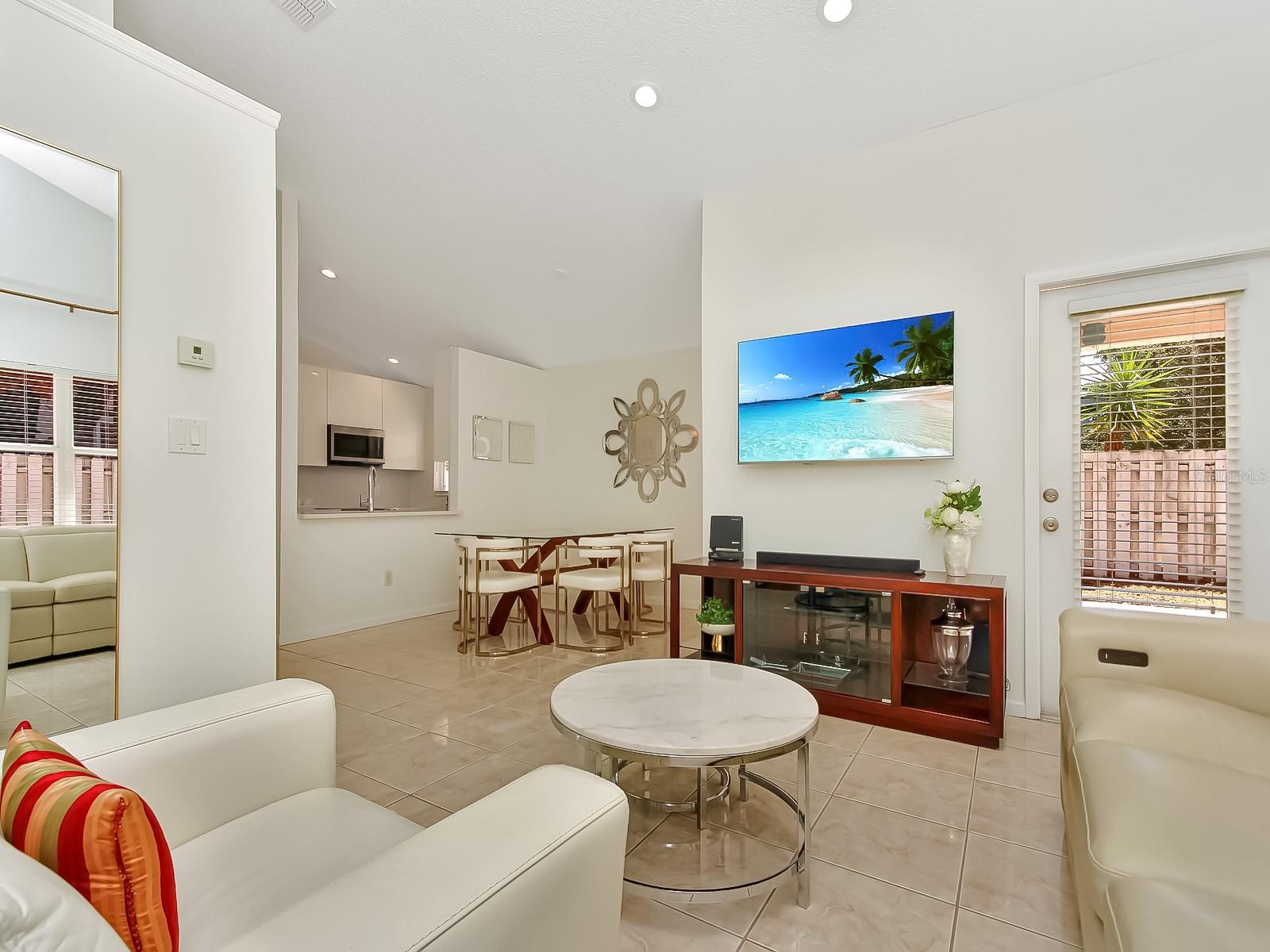 SUNCREST VILLAS PH 01 - Residential