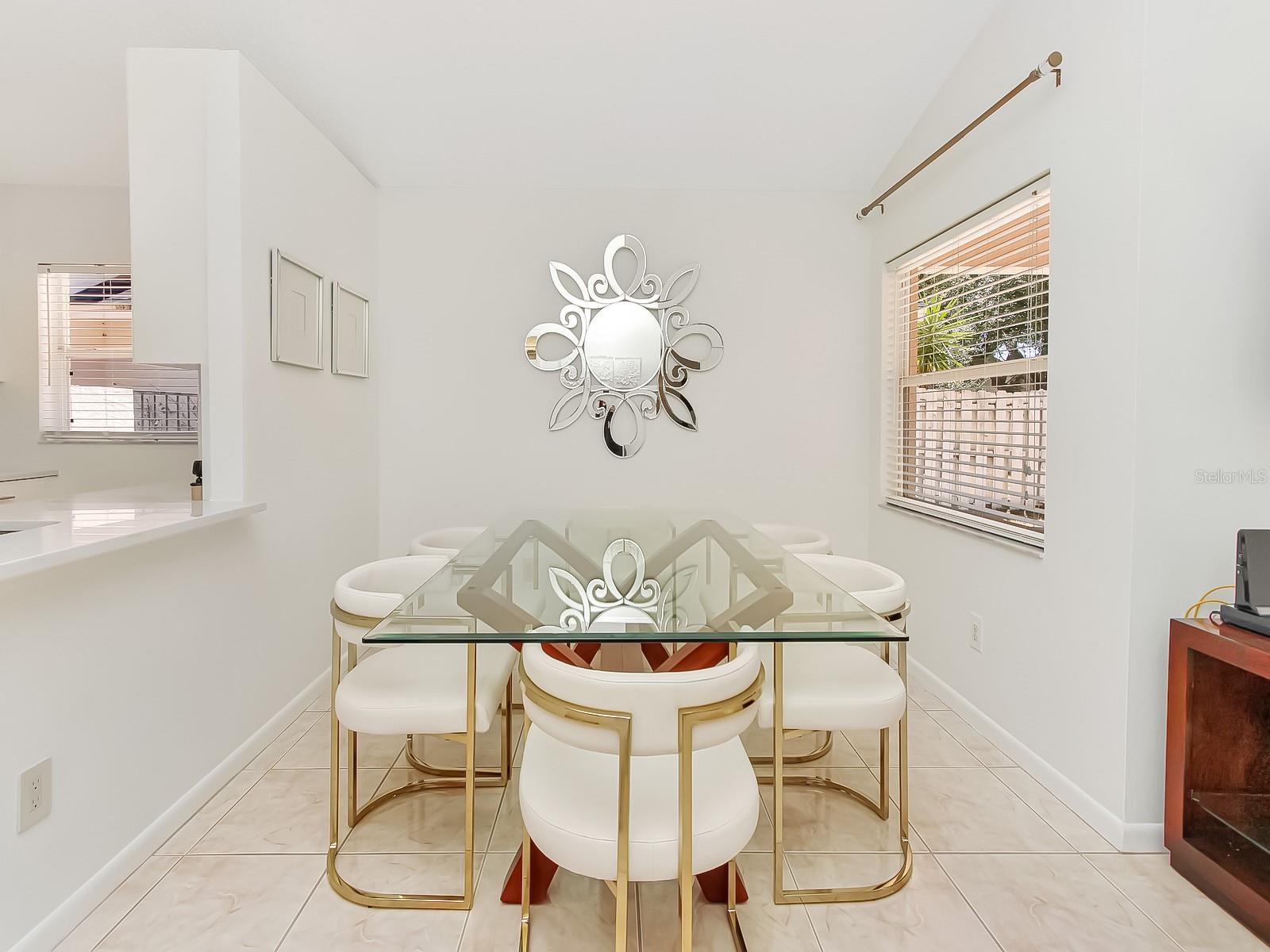 SUNCREST VILLAS PH 01 - Residential